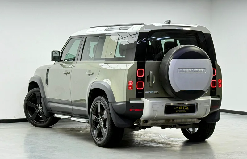 2022 Land Rover Defender 110 HSE P400, Aug 2026 Agency Warranty, Agency Full Service History, GCC63700286536833113