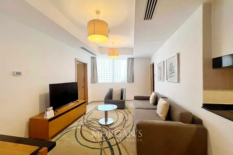 غراند سنترال | طابق متوسط | موقع متميز63923769209603110