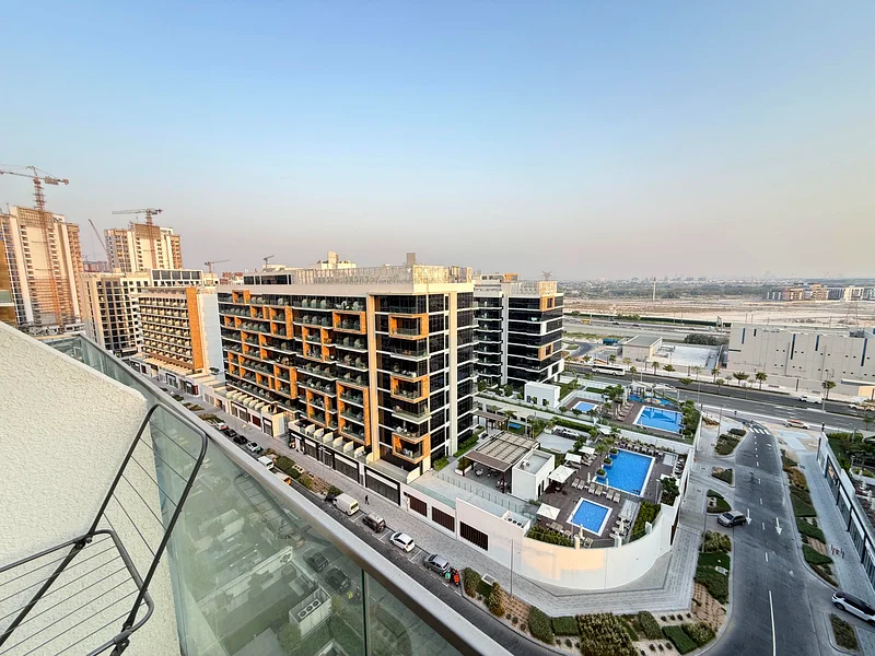 ALL NEW STUDIO APARTMENT WITH FREE AC // HIGH FLOOR63802546868354114
