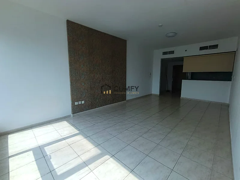 شقة بغرفتي نوم وممر طويل بإطلالة جميلة ومشمسة للإيجار63731746025858110