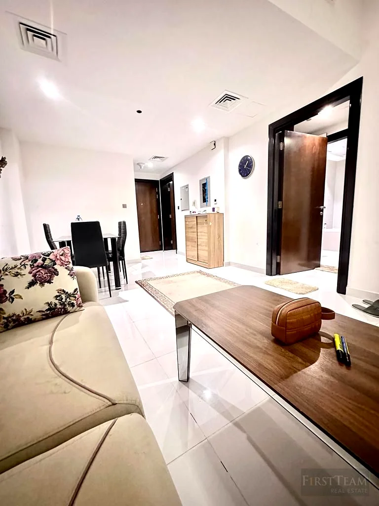 تبريد مجاني | حالة جديدة بالكامل | ملكية حرة | وسائل راحة عصرية63978726121091112