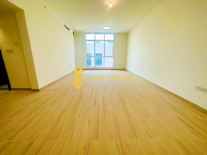 Stunning Living! Ready To Move In ! Prime Location63813022130177113