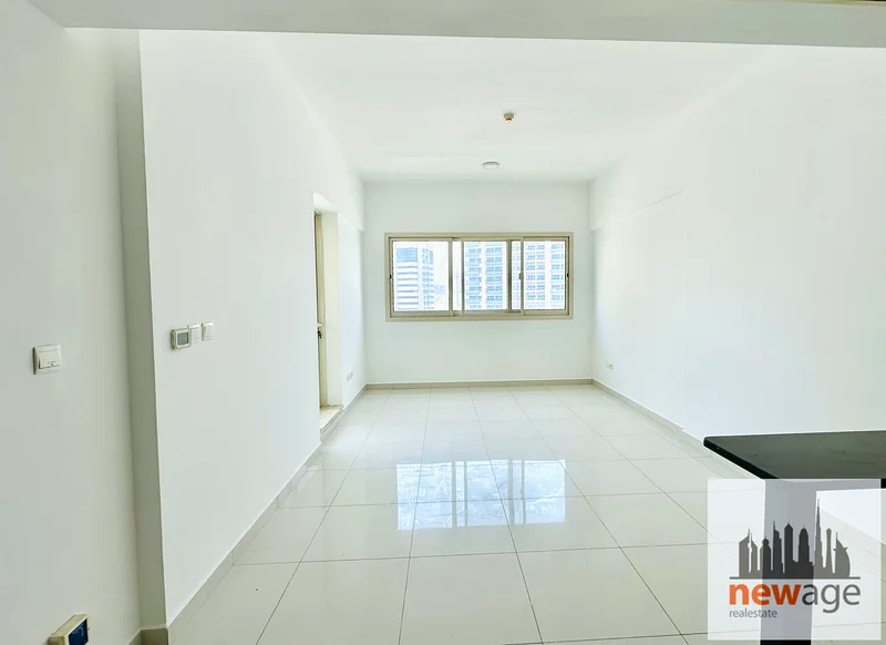 شقة كبيرة بغرفة نوم واحدة للإيجار في مدينة دبي الرياضية63735205977731110