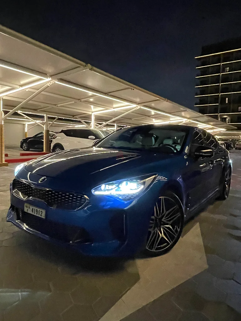 Kia stinger V6  3.3 L twin turbo63699037248131110