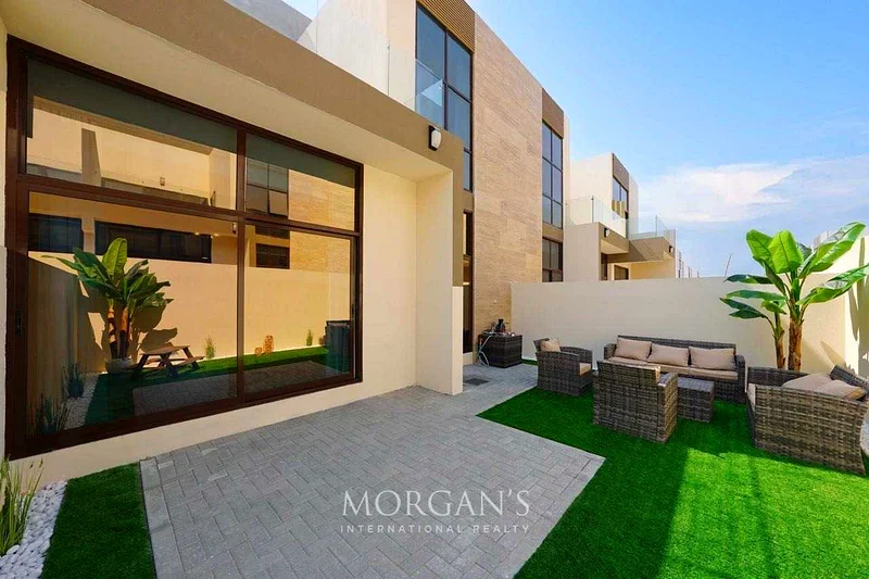 Fully-Furnished | 4BR Villa | Gated Community63747810471555110