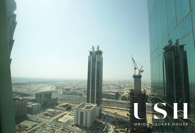 شاغرة | منظر بانورامي | قريبة من المترو63815814224641112