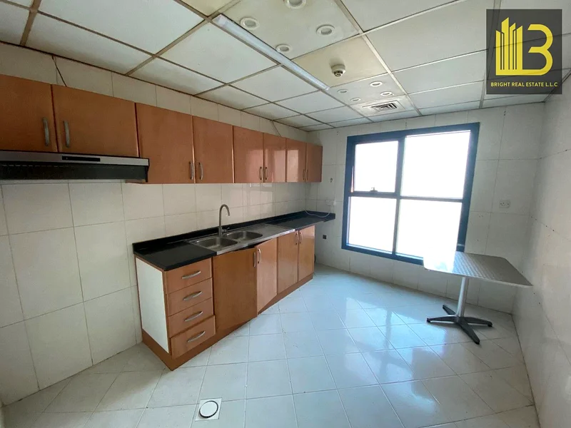 شقة مكونة من 3 غرف نوم متاحة للإيجار63724042107523113
