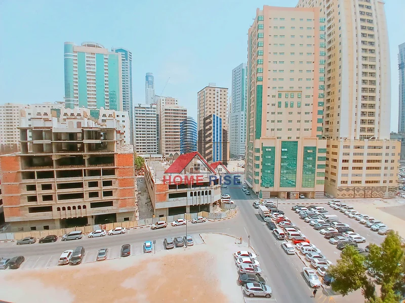 ميسور التكلفة / شقتان وصالة / شرفة / مناسبة للعائلات / سهولة الوصول إلى دبي63707514281601110