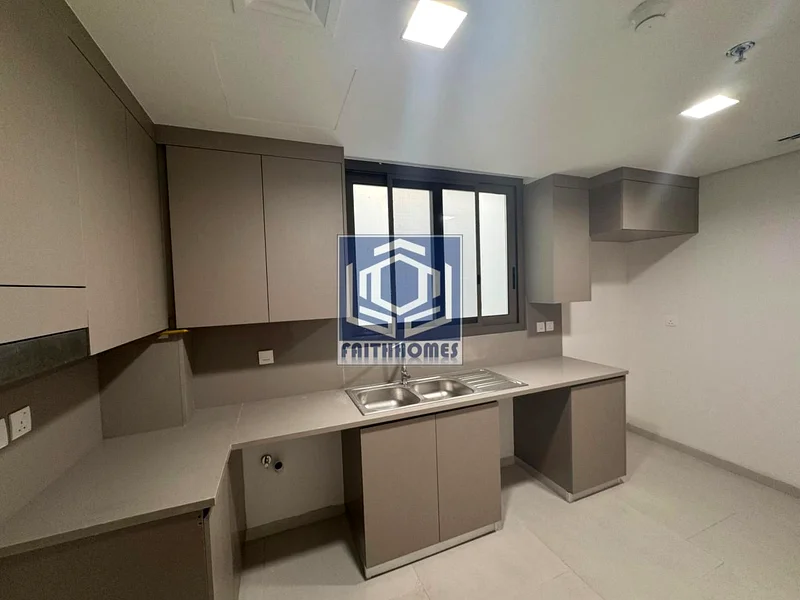 Modern 3BHK + Maid’s | Vacant & Move-In Ready63766955224451112