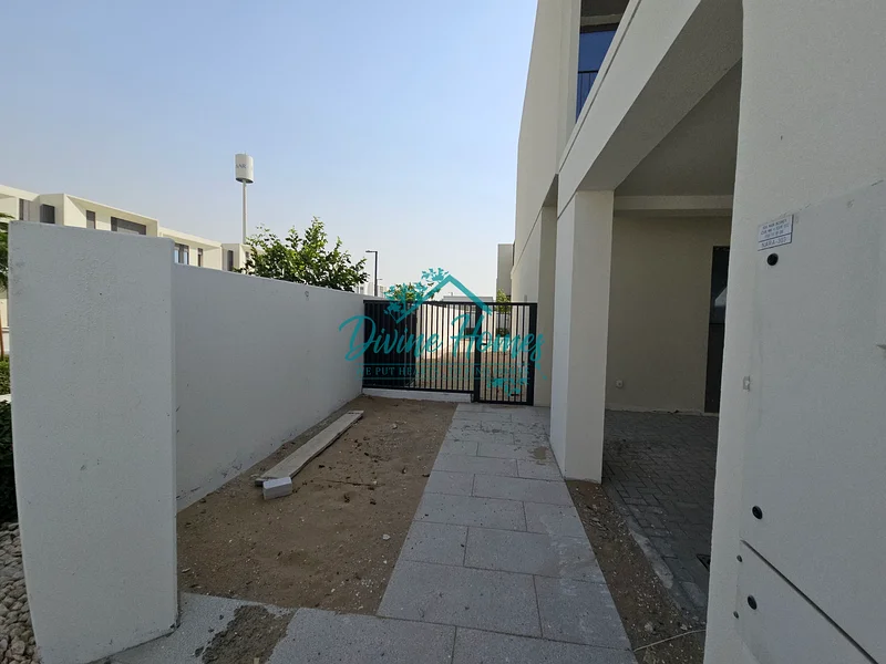رهن عقاري متاح | أفضل سعر | بالقرب من الحديقة63954729299713114