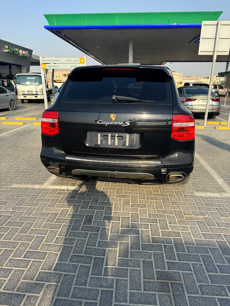 حالة ممتازة، لا يتطلب صيانة، بطارية وإطارات جديدة، مسجلة في دبي.63699038542593112