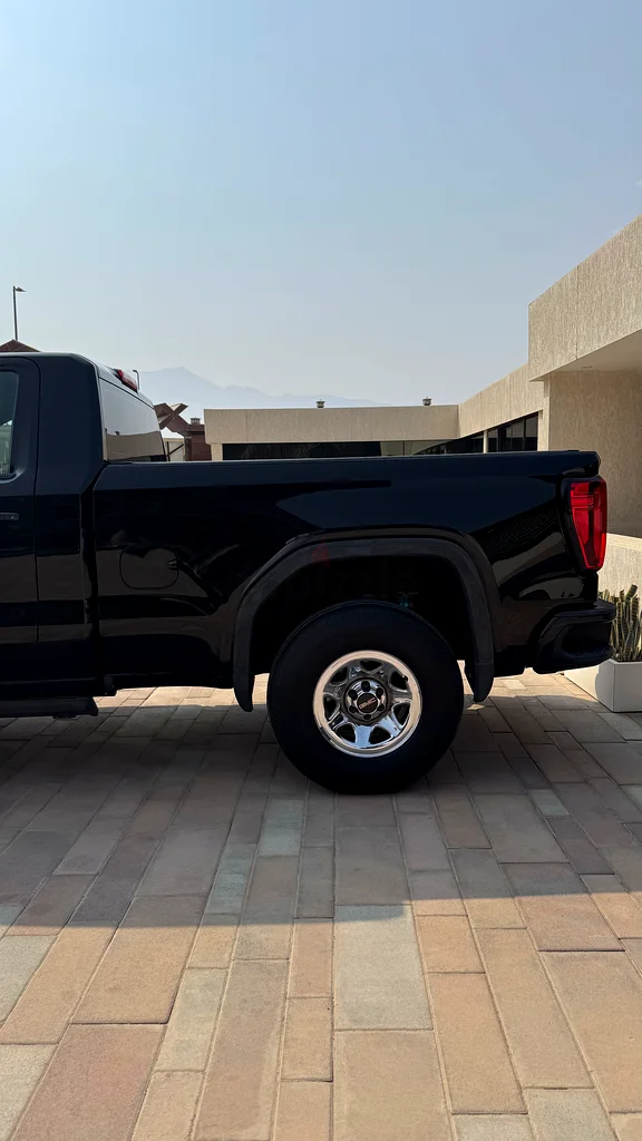 GMC Sierra63699028516994111