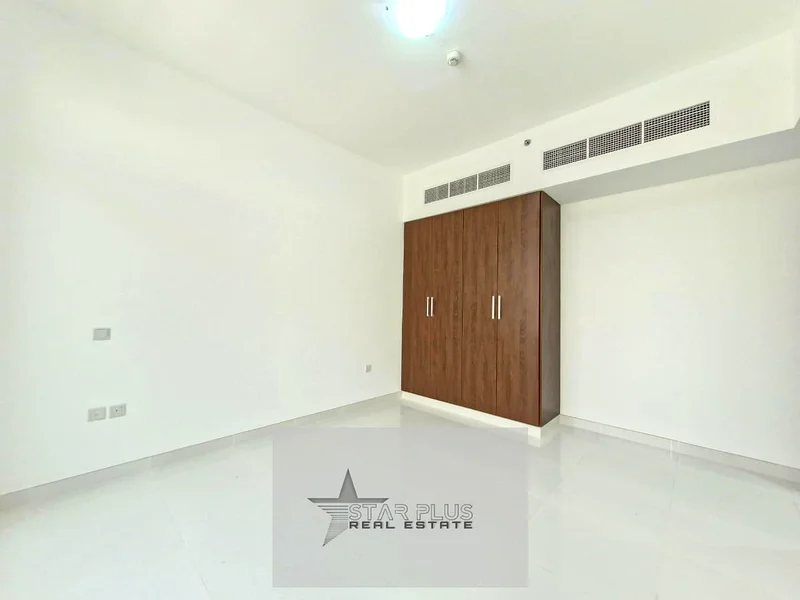 LIKE A NEW 2 BEDROOM APARTMENT AT THE MAIN LOCATION READY TO MOVE.63730149823745113