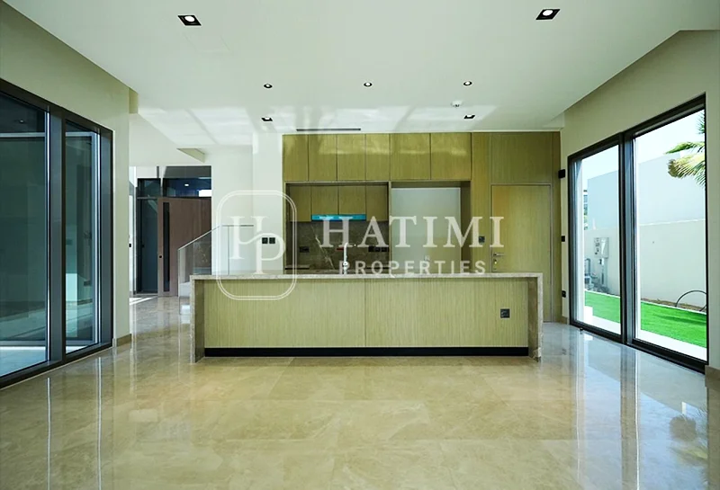 Large Plot | Pool and Landscaping | Spacious rooms63754432211843113