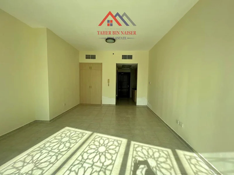 PAY MONTHLY UPGRADED SPECIOUS | OPEN KITCEN NEAR BUS STOP63729776849409110