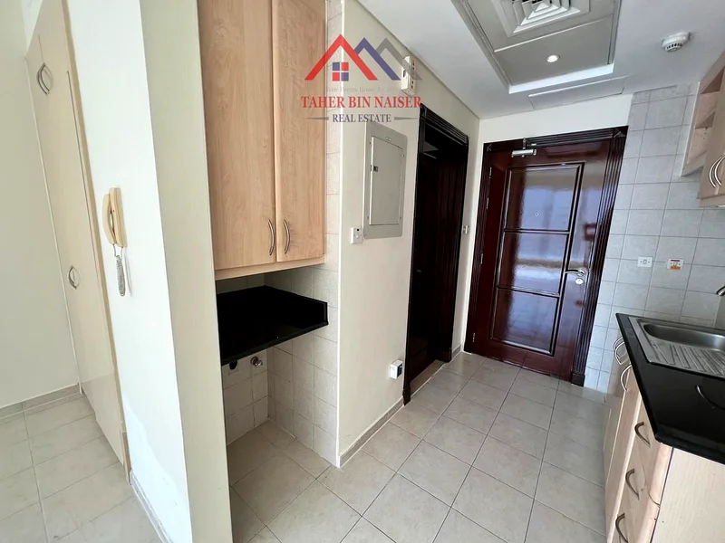 PAY MONTHLY UPGRADED SPECIOUS | OPEN KITCEN NEAR BUS STOP63729776849409112