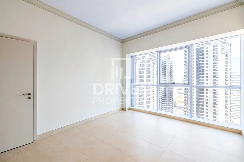 High Floor | Renovated Unit | Open City View63749342959874114