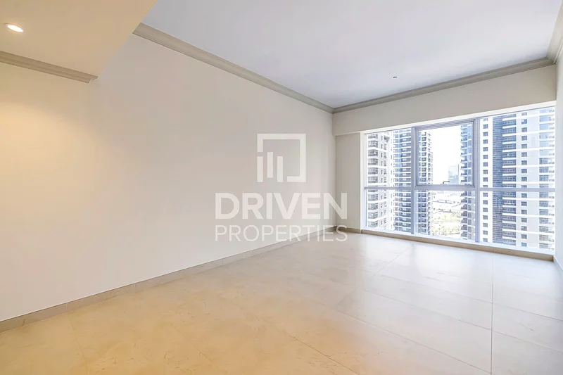 High Floor | Renovated Unit | Open City View63749342959874111