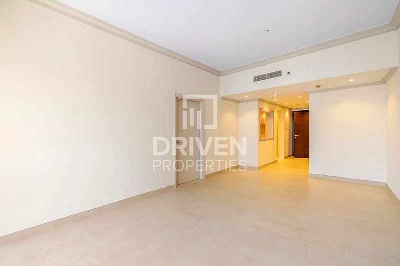 High Floor | Renovated Unit | Open City View63749342959874110