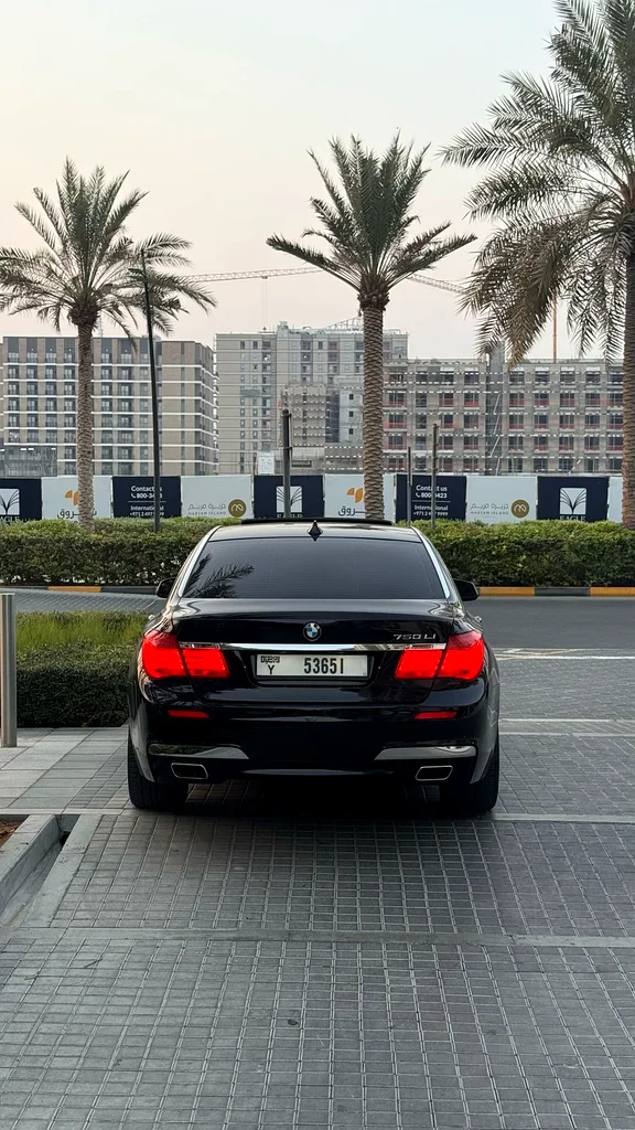 بي إم دبليو 730 لي63699047531267112