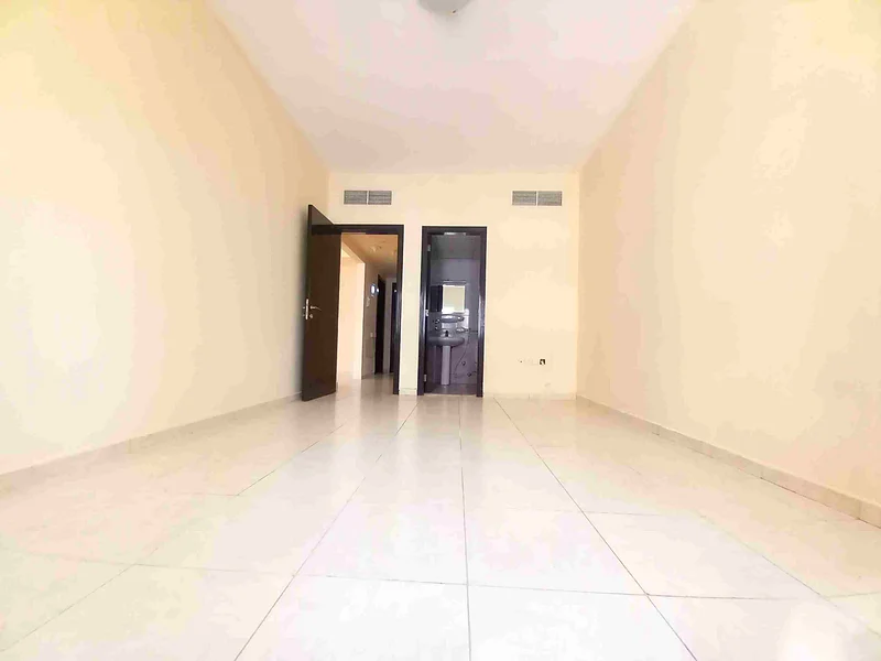 Close to sahara centre/ ready to move / 1 bedroom / two washrooms  only family Bulding/ maintenance free63812131954562110