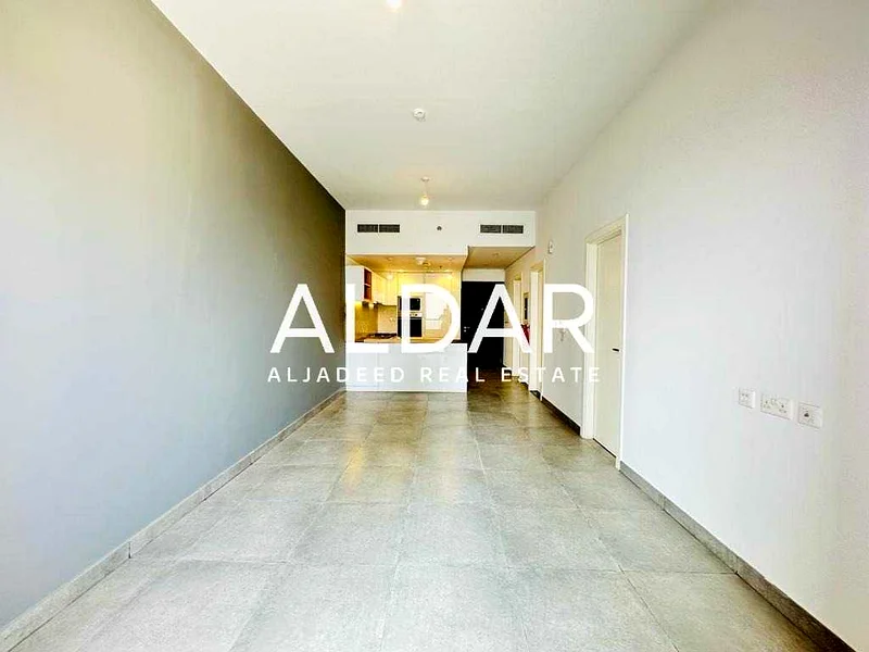 Corner Unit| Fitted Kitchen|Maid Room|Vacant Soon63782418711170111