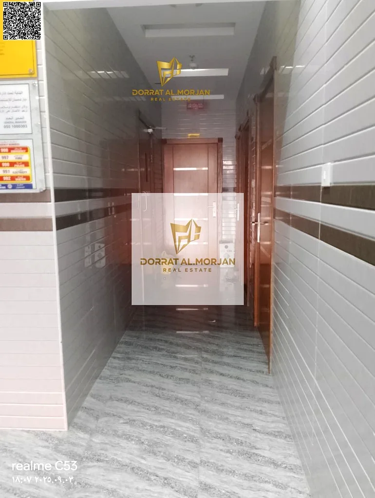 Luxury Residential & Commercial Building for Investment63874152927745111