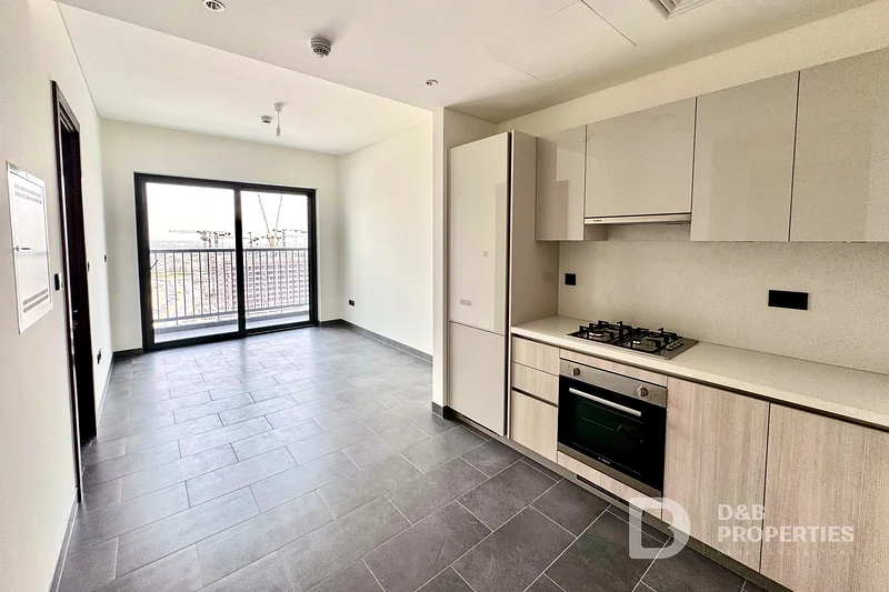 Up to 4 Cheques | Brand New | Pool View | Elegant63759460654209111