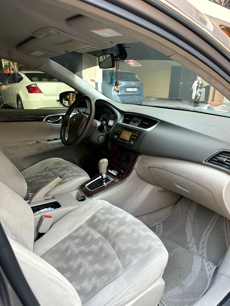 Nissan Sentra SV 1.8 GCC spec For sale63699056051714114