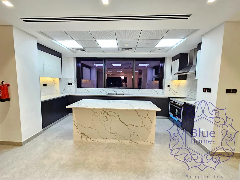 Penthouse 3BR+maid with private jacuzzi prime location63799654847618112