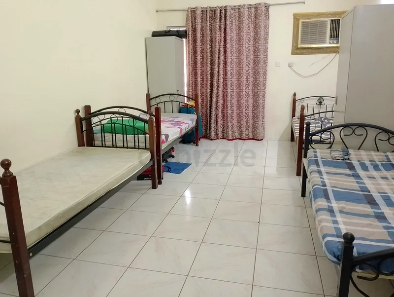 مساحة سرير: مساحة سرير حصرية للسيدات متاحة في كراما64056706325634110