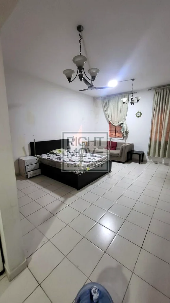 فرنسا ستوديو / بالقرب من موقف الحافلات / موقع جيد / مبني للعائلات63742936963971110