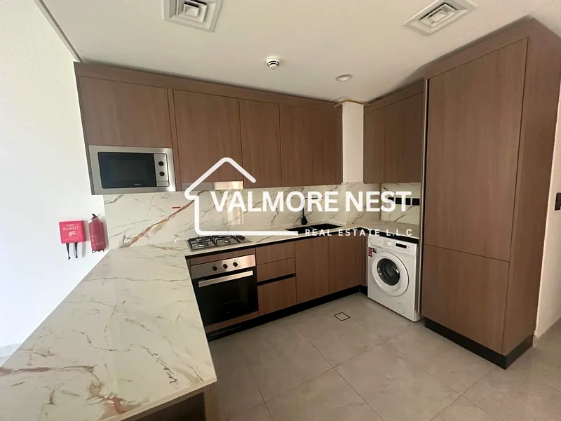 Spacious I Prime location I Balcony View63778885479427111