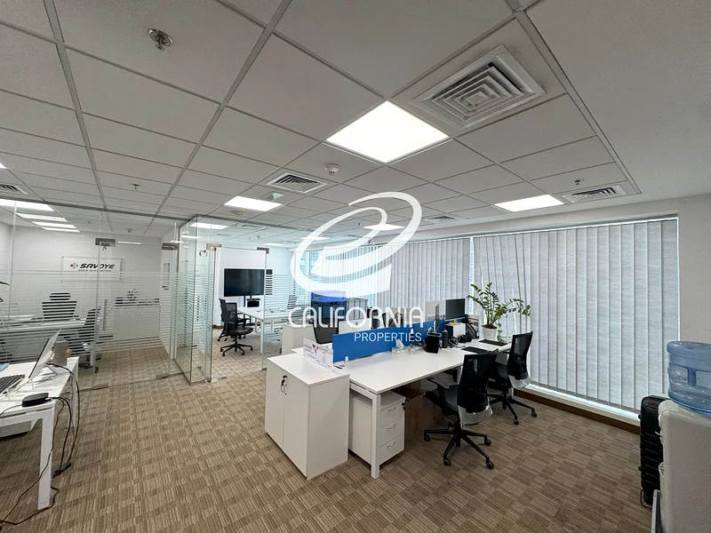 منظر قناة دبي | موقف سيارات اثنين | شاغرة في 31 يناير 202663826764086018111