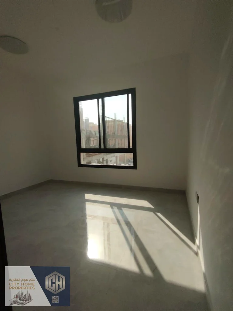 🏡 Spacious First-Tenant Apartment – 2 Masters, Hall & Balcony in Al Jurf 3 🏡63713506175361113