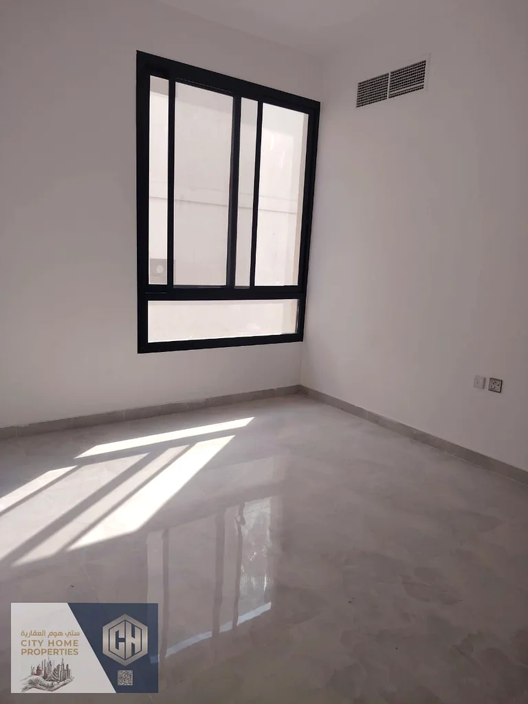 🏡 Spacious First-Tenant Apartment – 2 Masters, Hall & Balcony in Al Jurf 3 🏡63713506175361114