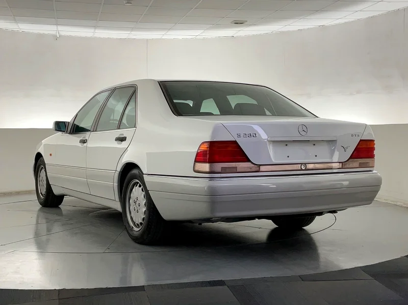 مرسيدس بنز S280 من عام 1996 (W140)63699044657153114