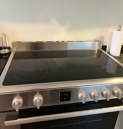 Bosch 5 Zones Electric Ceramic Cooker Stove HKK99V850M