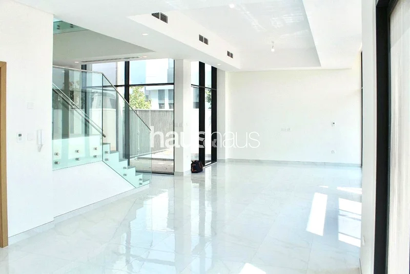 Brand New | Vacant | Viewings now | Type B63763279766403112