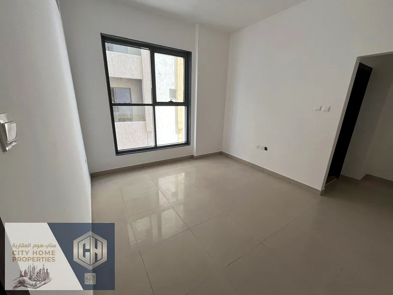 🏡 شقة جديدة من غرفة نوم واحدة مع صالة وشرفة - أول مستأجر في الجرف 3 مقابل 32,000 درهم63714078962689111