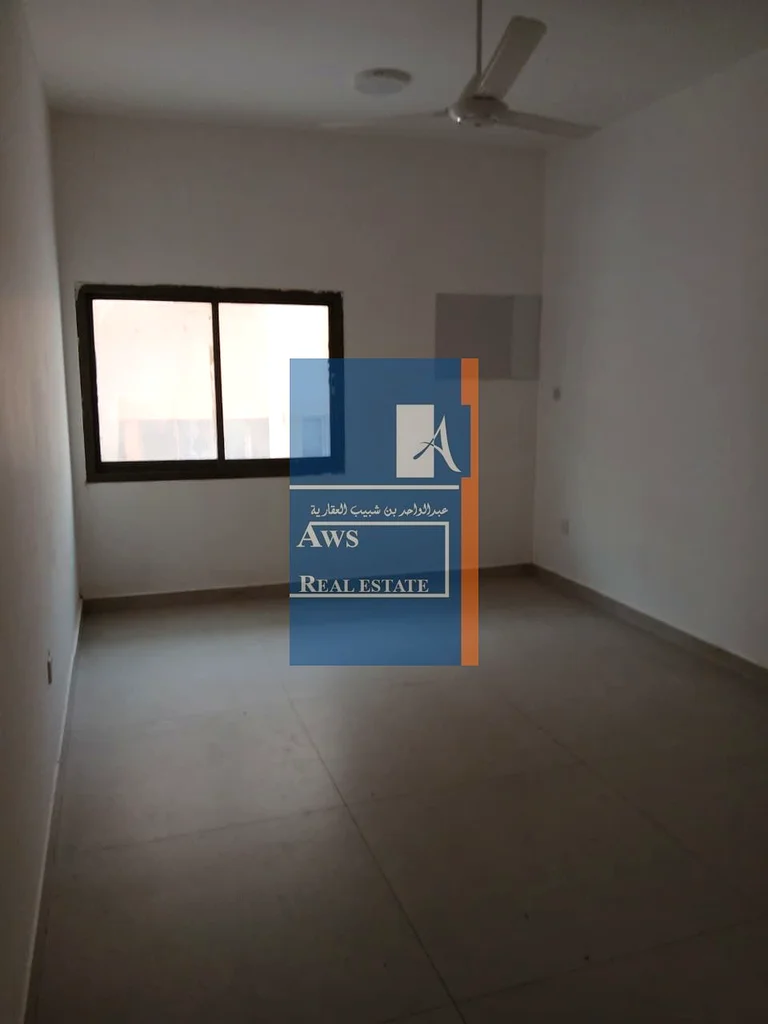 استوديو بأسعار معقولة للعزاب في ديرة - قريب من الاحتياجات اليومية الأساسية63737826842881110