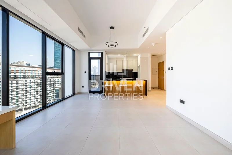 Spacious | Amazing Location | 1 month Rent Free63792984915842112