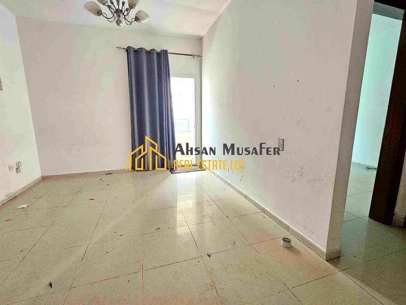 1BHK NO DEPOSIT ONLY 33K PRIME LOCATION FAMILY BUILDING AL TAAWUN SHARJAH LAST UNIT63707962258435114