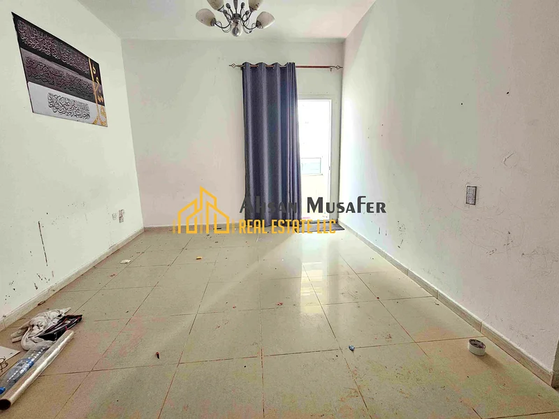 1BHK NO DEPOSIT ONLY 33K PRIME LOCATION FAMILY BUILDING AL TAAWUN SHARJAH LAST UNIT63707962258435112