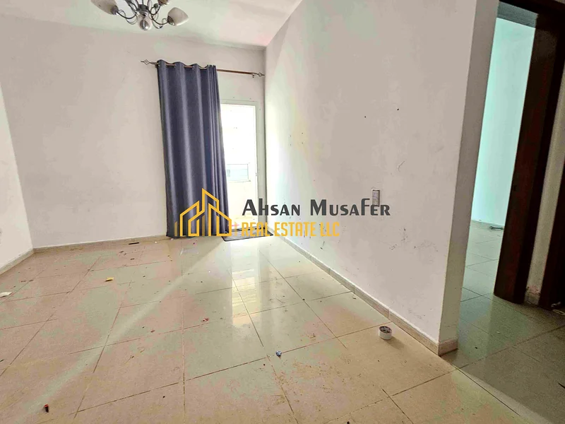 1BHK NO DEPOSIT ONLY 33K PRIME LOCATION FAMILY BUILDING AL TAAWUN SHARJAH LAST UNIT63707962258435113