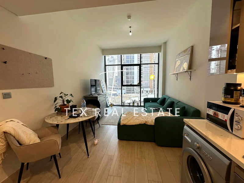 PRIME LOCATION | UNFURNISHED | 1BR63802449285249110