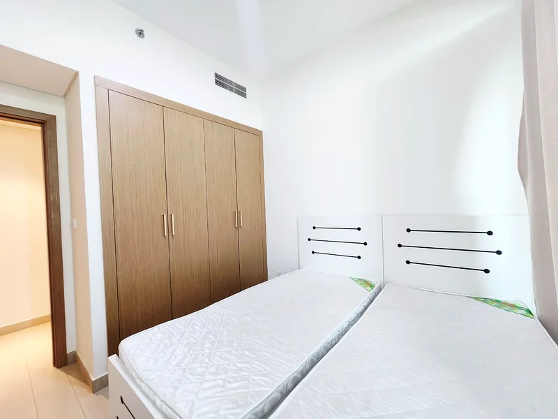 FULLY FURNISHED 2 B R APARTMENT WITH HIGH FLOOR AND CANAL VIEW63740490384387111