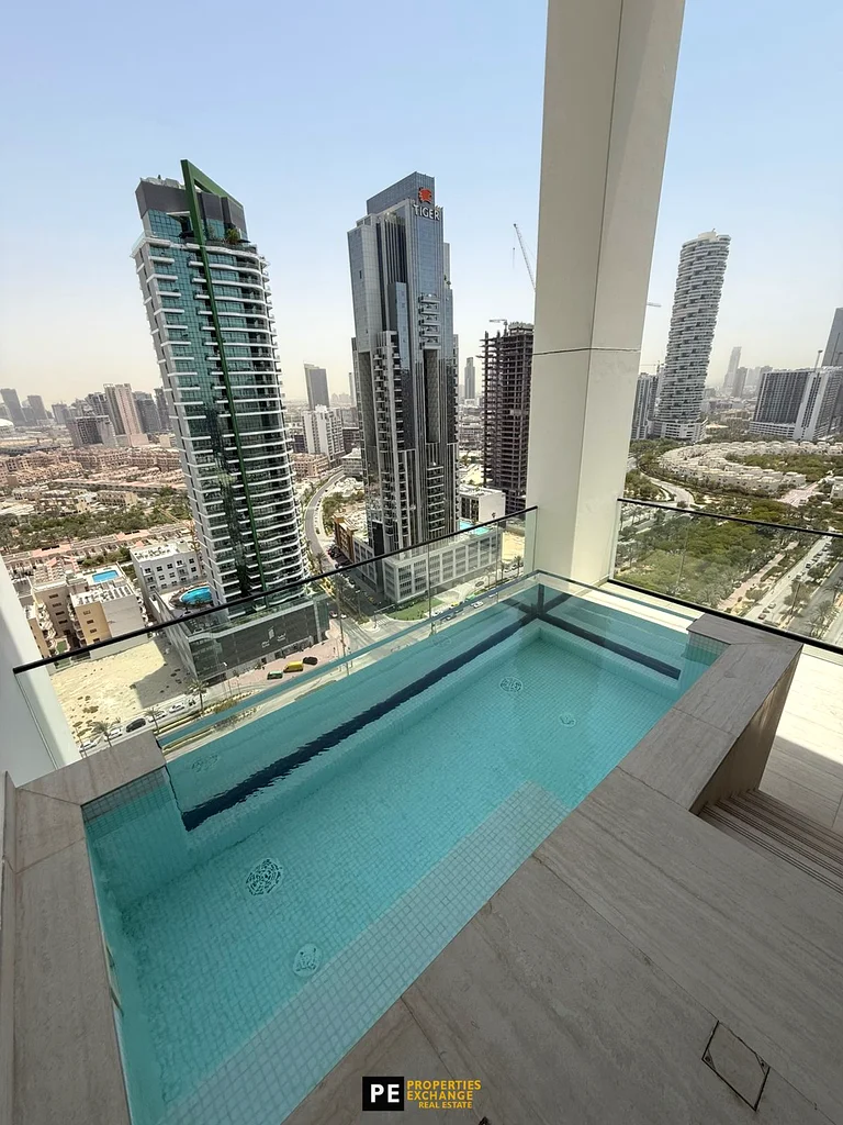 VACANT | HIGH FLOOR | POOL IN BALCONY63787493619971110