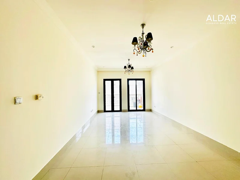 واسع| بالقرب من Jss / الحديقة| إطلالة فيلا| شاغر قريبًا63778150272001111