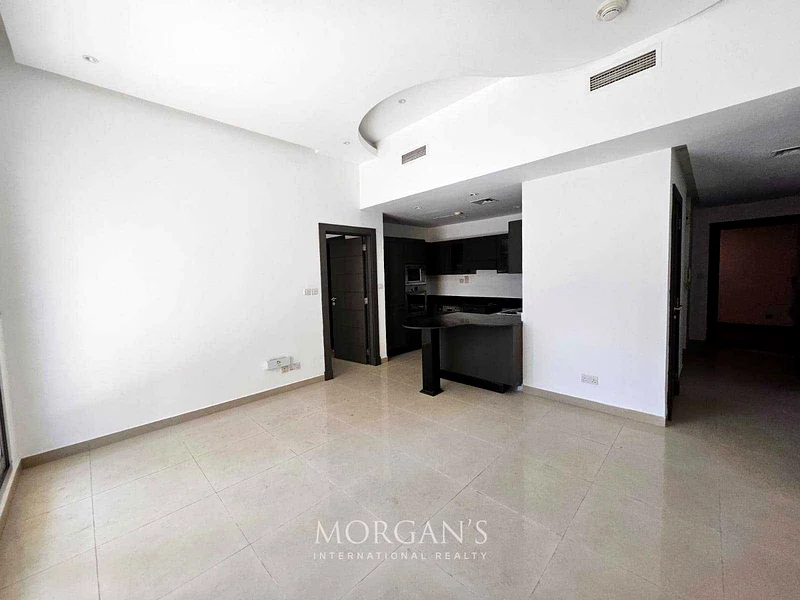 Spacious 1 BR Unit | Unfurnished | Prime Location63773343181057110